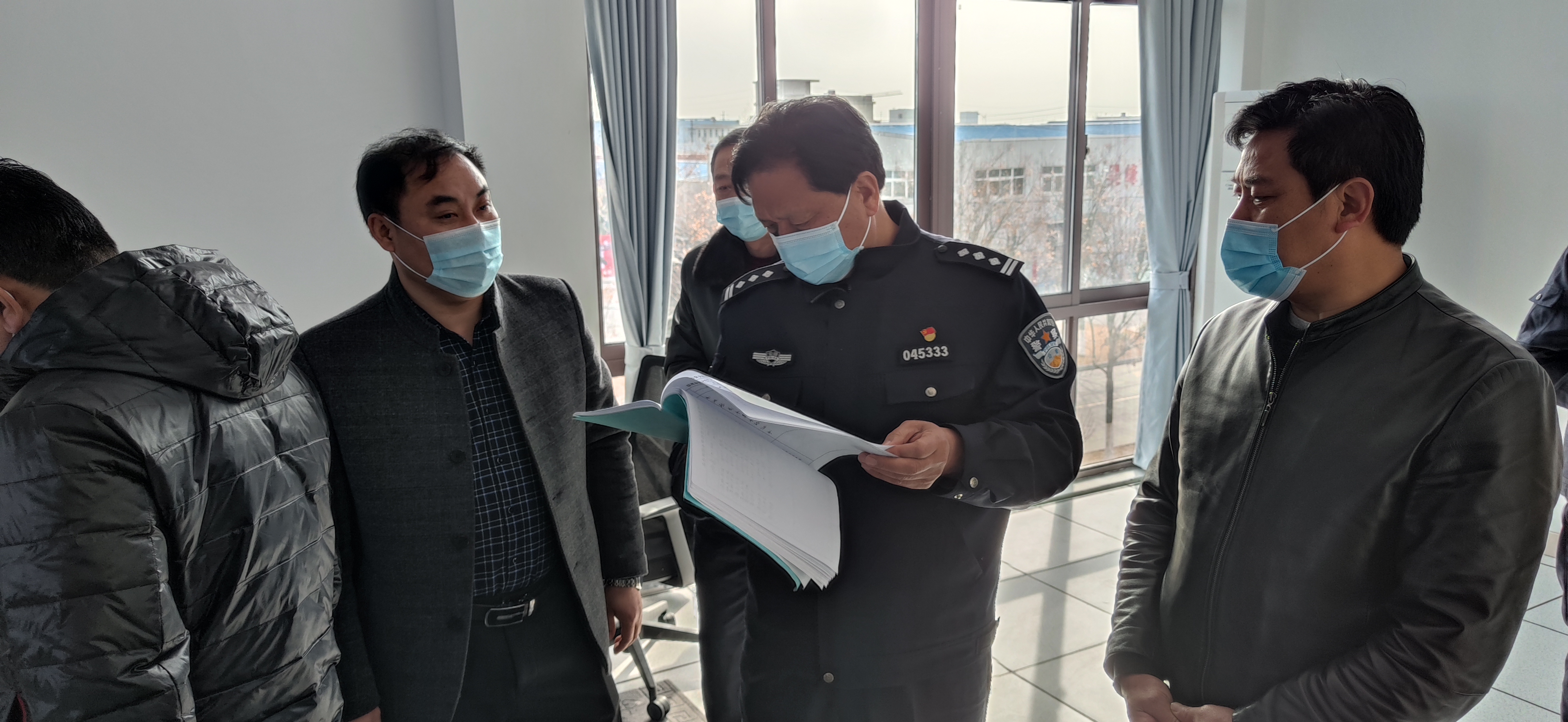 宿州市公安局保安監管部門(mén)領(lǐng)導一行蒞臨公司檢查指導工作(圖4)